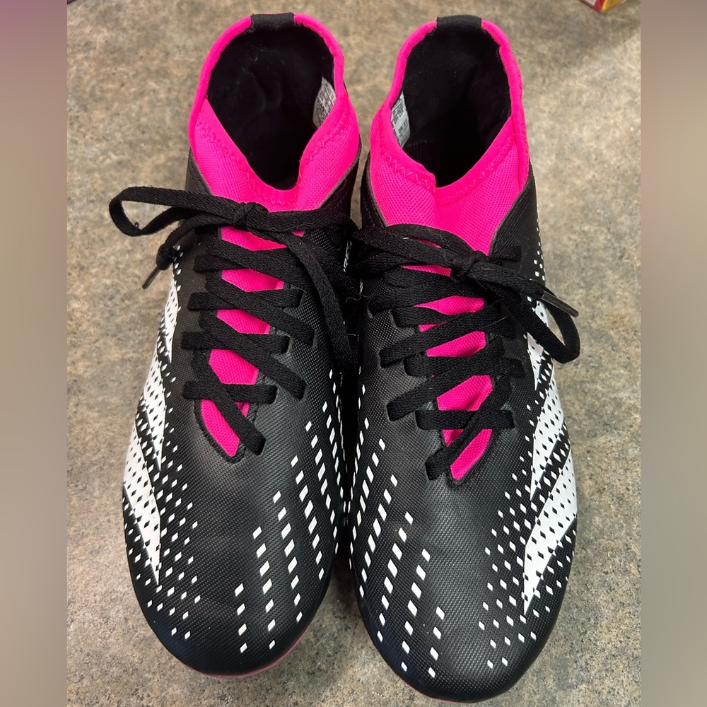 Women’s Adidas Soccer Cleats - Size 5.5